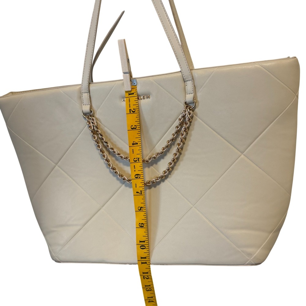 Anne Klein Quilted Tote Bag Cream Chain Faux Leather - Picture 7 of 10